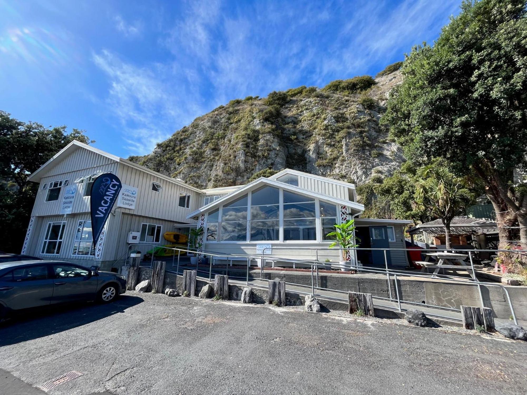 Kaikoura Sea Side lodge Bagian luar foto