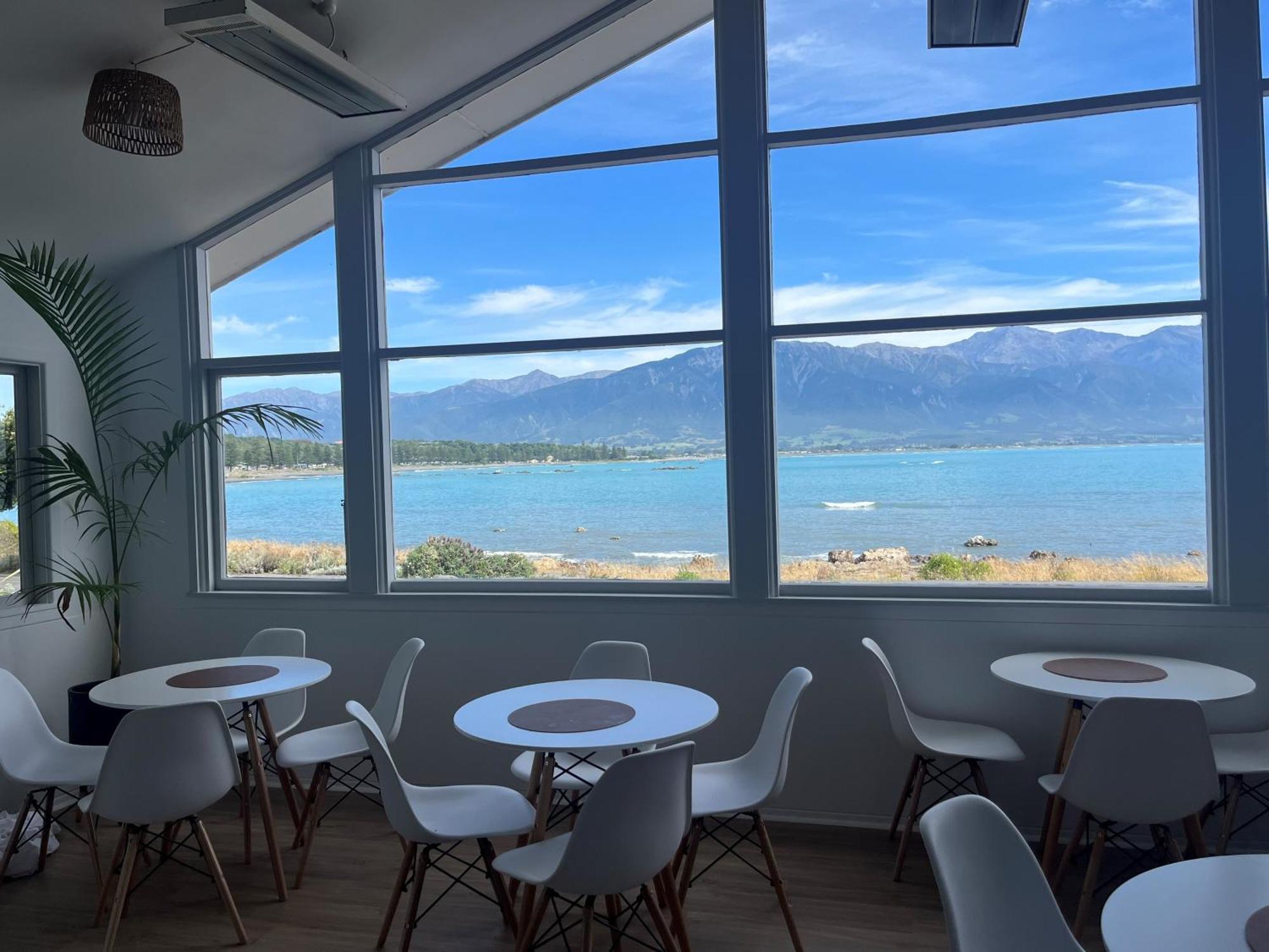 Kaikoura Sea Side lodge Bagian luar foto
