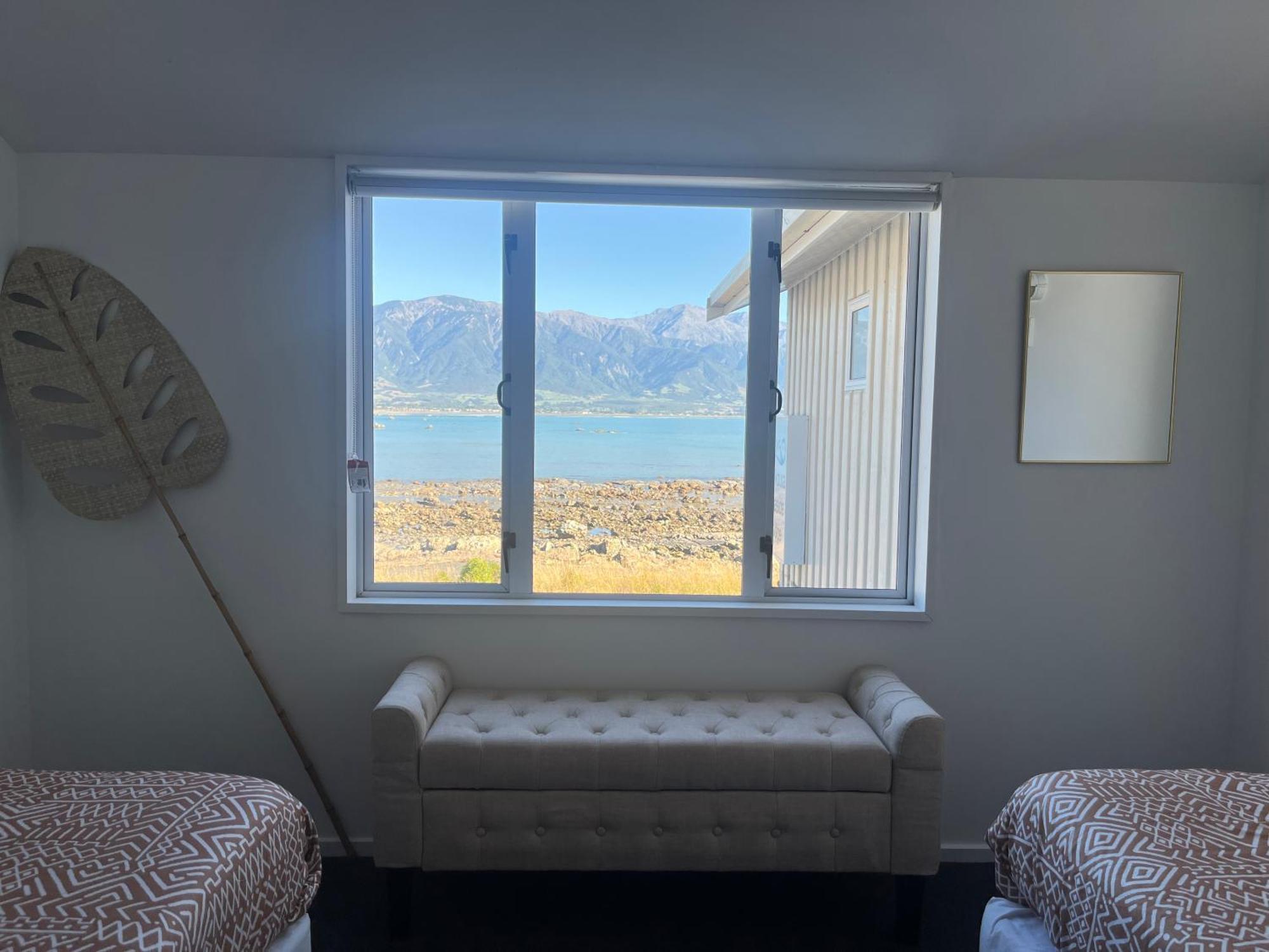 Kaikoura Sea Side lodge Bagian luar foto
