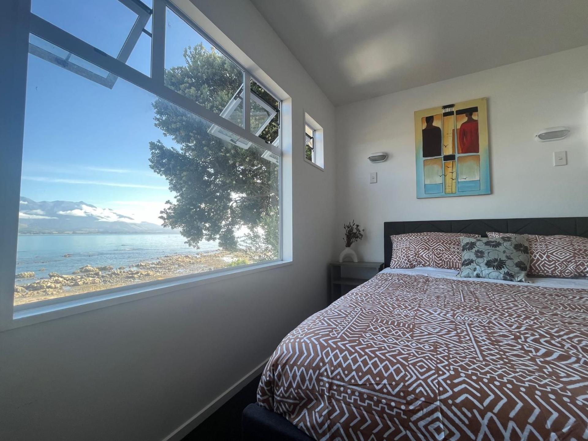 Kaikoura Sea Side lodge Bagian luar foto