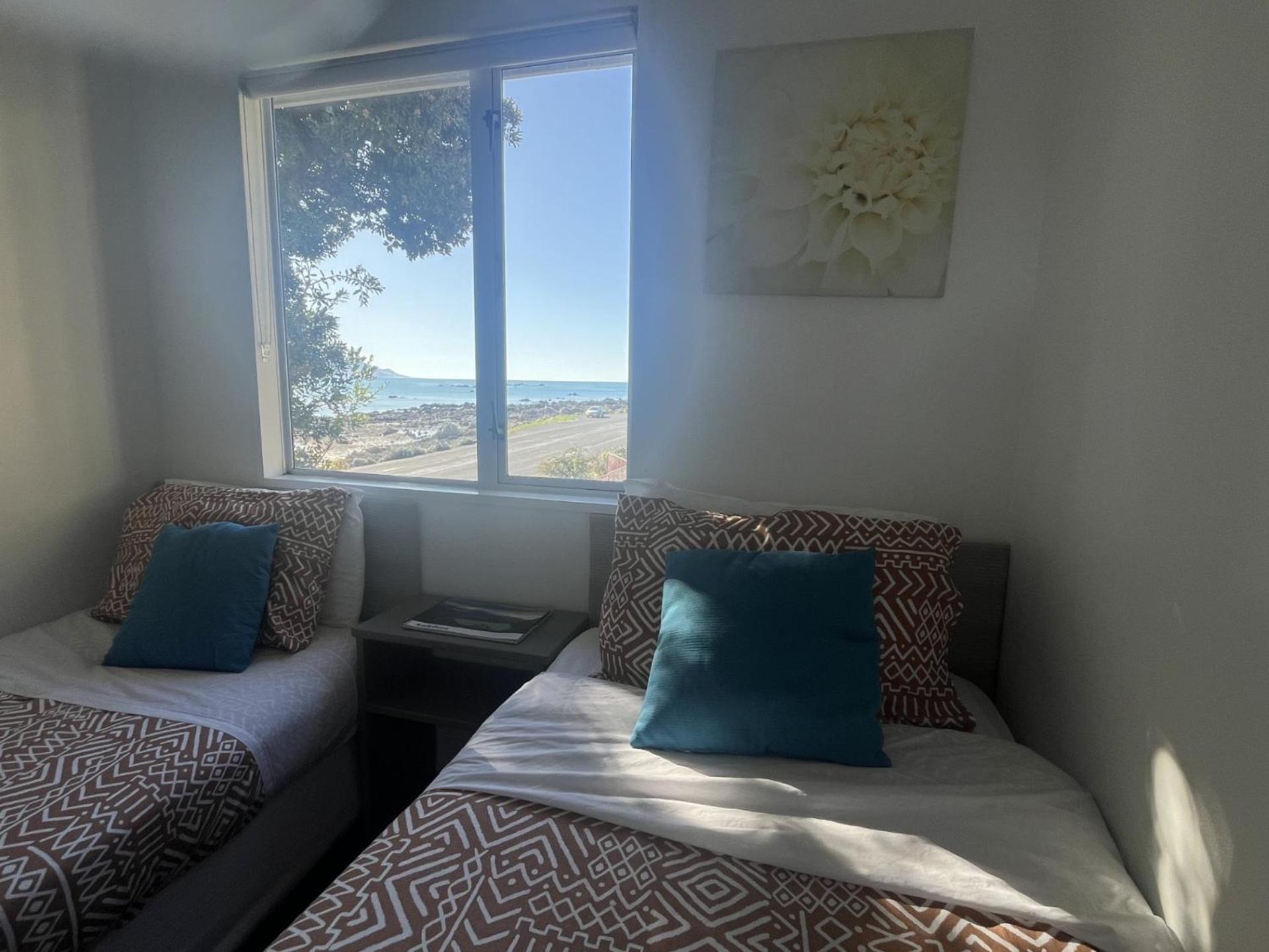 Kaikoura Sea Side lodge Bagian luar foto